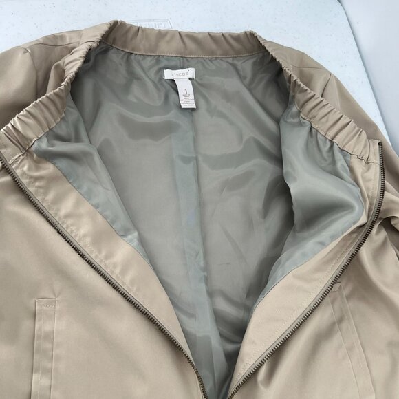 Chico's 1 US 8/M Tan Ruched Collar Bomber Jacket Full Zip Lined Lightweight - Picture 4 of 9
